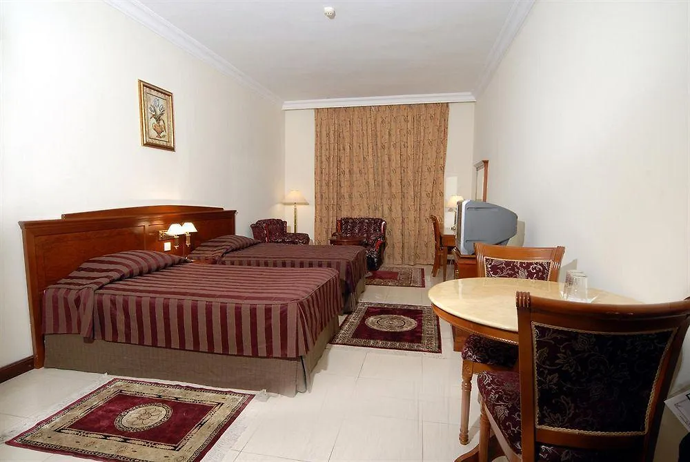 Moon Valley Hotel Apartment - Bur Dubai, Burjuman United Arab Emirates
