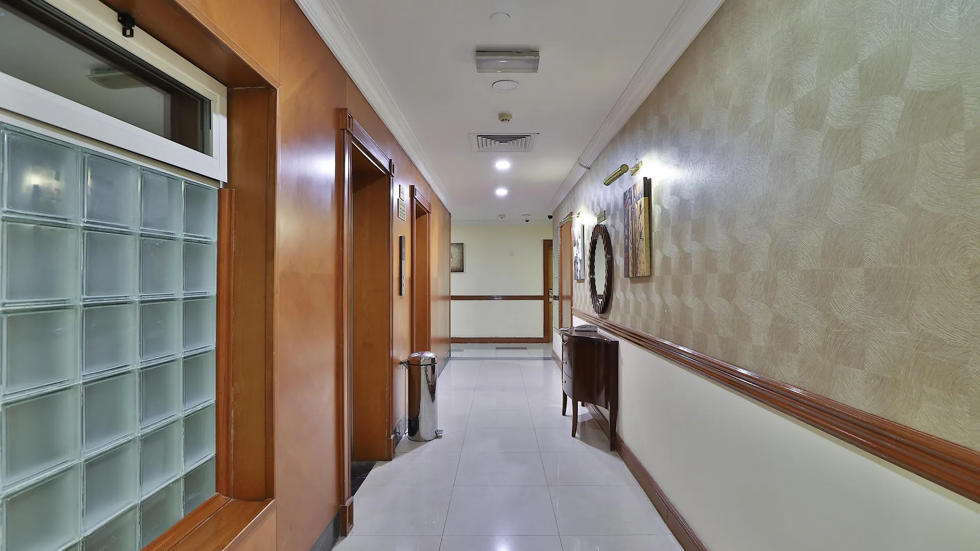 *** Aparthotel Moon Valley Hotel Apartment - Bur Dubai, Burjuman United Arab Emirates