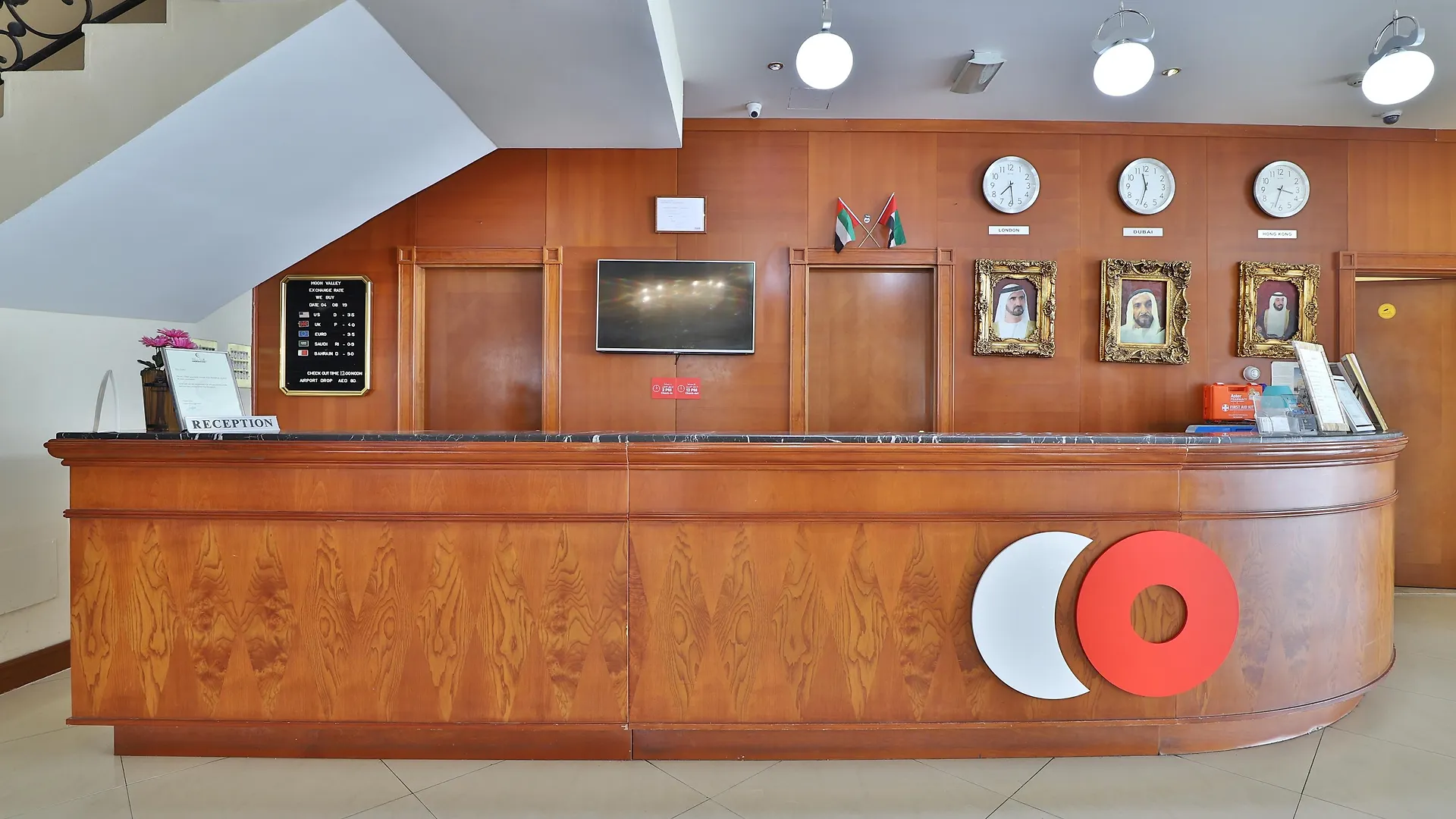 Moon Valley Hotel Apartment - Bur Dubai, Burjuman 3*, Dubai United Arab Emirates