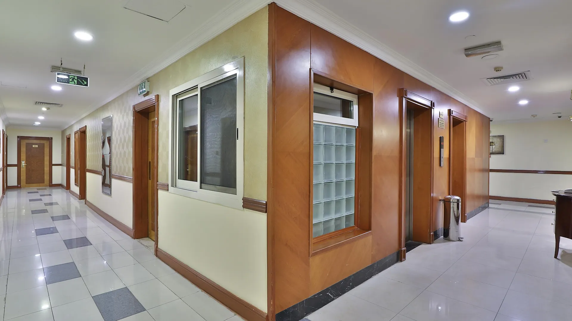 Moon Valley Hotel Apartment - Bur Dubai, Burjuman Aparthotel Dubai