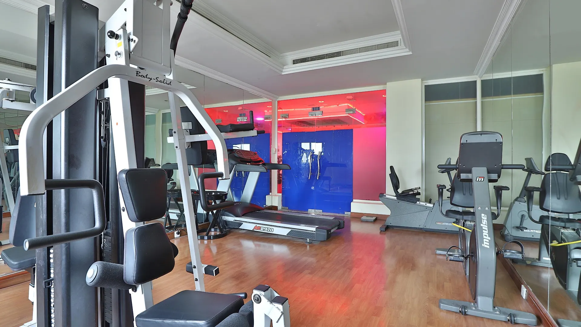 Moon Valley Hotel Apartment - Bur Dubai, Burjuman United Arab Emirates