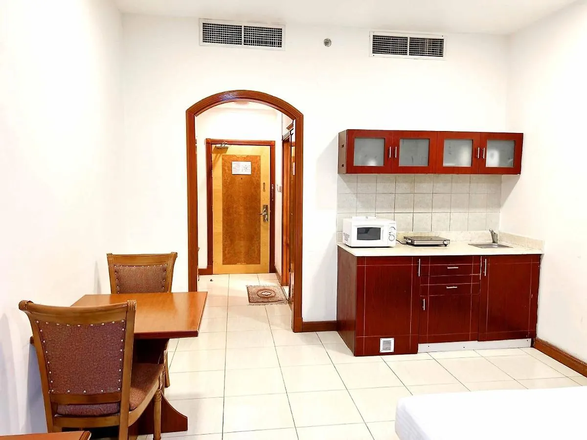 Moon Valley Hotel Apartment - Bur Dubai, Burjuman 3*, Dubai United Arab Emirates