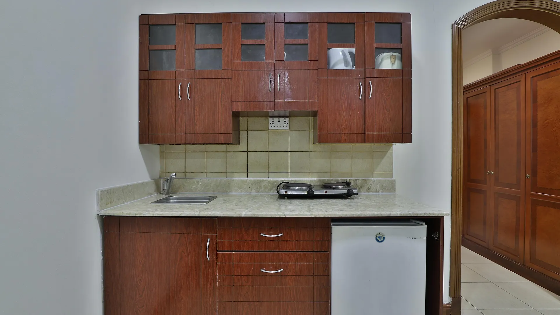 Moon Valley Hotel Apartment - Bur Dubai, Burjuman